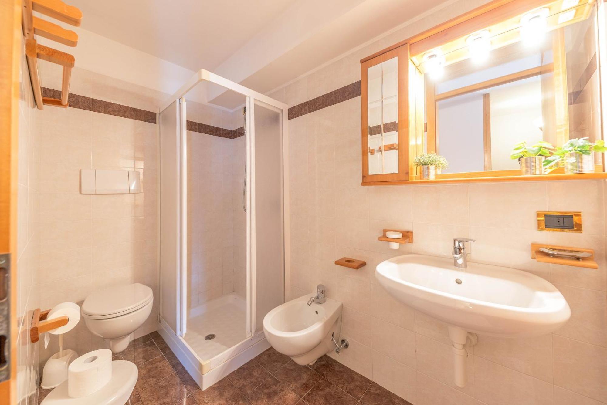 Comano Vacanze Appartamenti Comano Terme Bagian luar foto