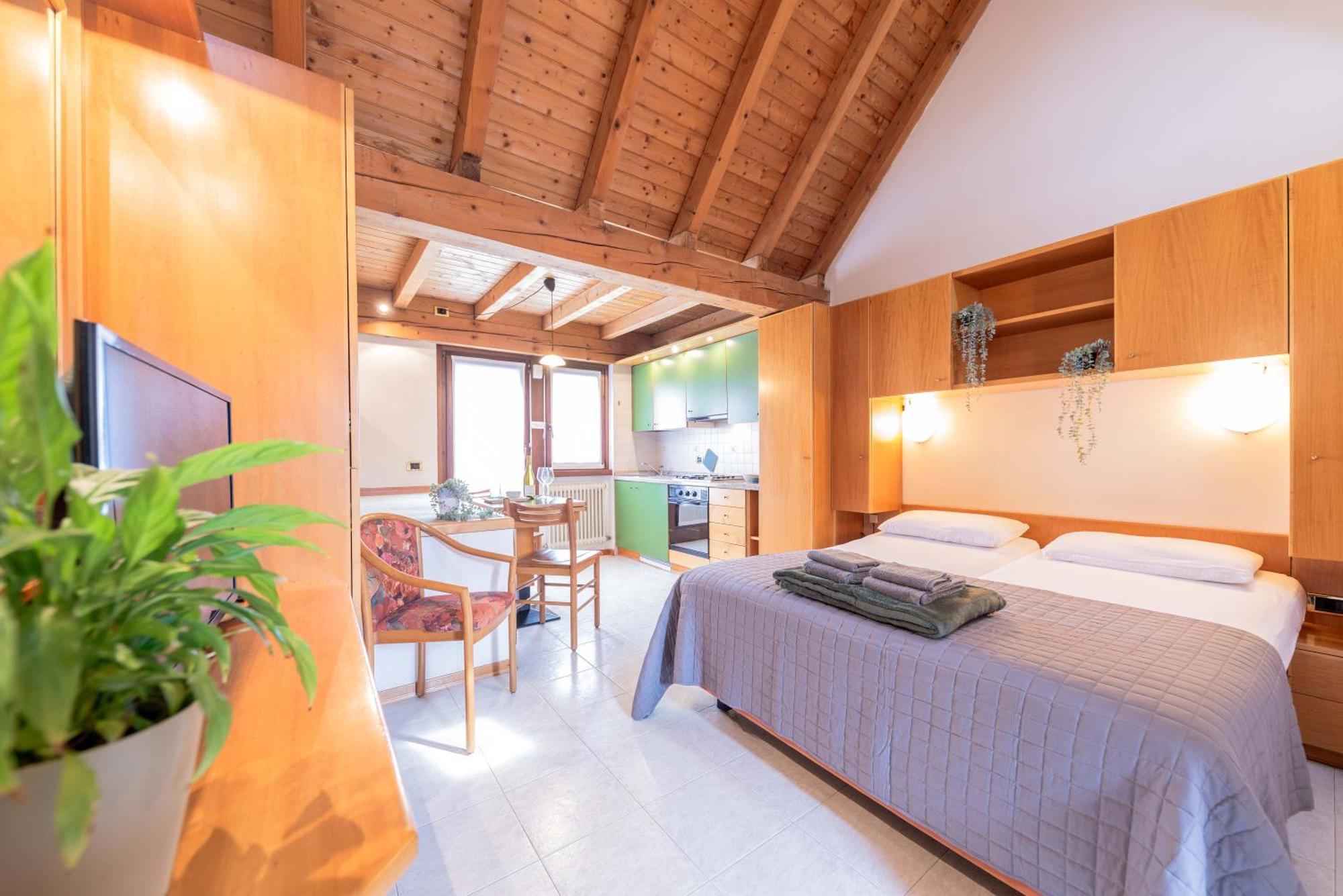 Comano Vacanze Appartamenti Comano Terme Bagian luar foto